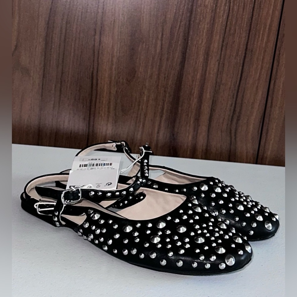 NWT. ZARA KIDS STUDDED SLINGBACK BALLET HEELS bloggeres Favorite Sz. 3.5 (35)